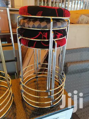 Round Chair